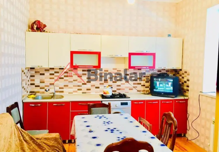 400 AZN - 3 otaqlı mənzil Satılır, Siyəzən