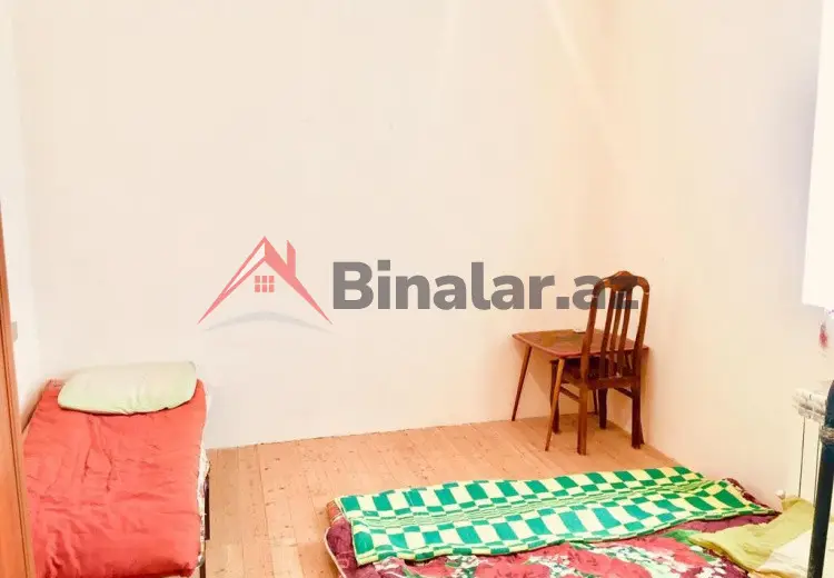 400 AZN - 3 otaqlı mənzil Satılır, Siyəzən