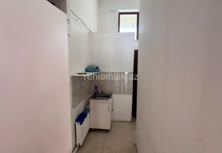 2 700 AZN - 6 m² Obyekt / Ofis Kirayə (aylıq), Nərimanov, Bakı
