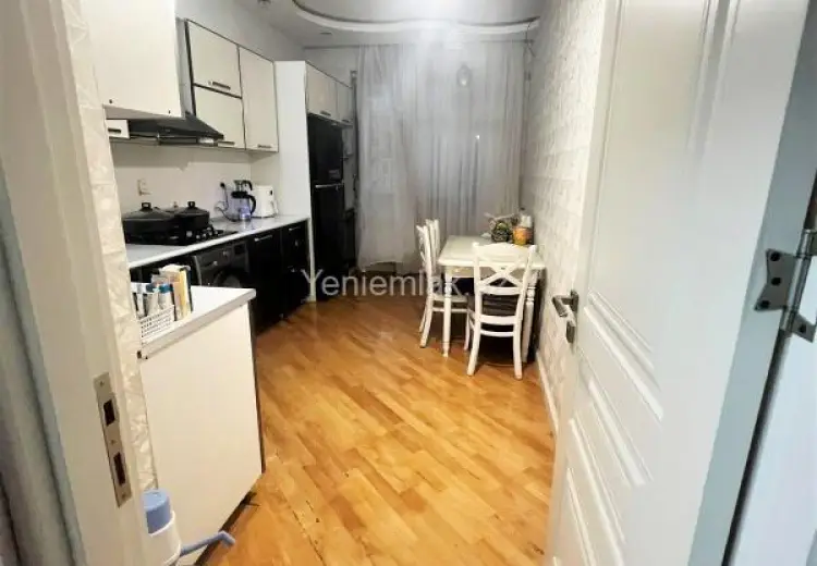 1 100 AZN - 3 otaqlı mənzil Kirayə (aylıq), Nərimanov, Bakı