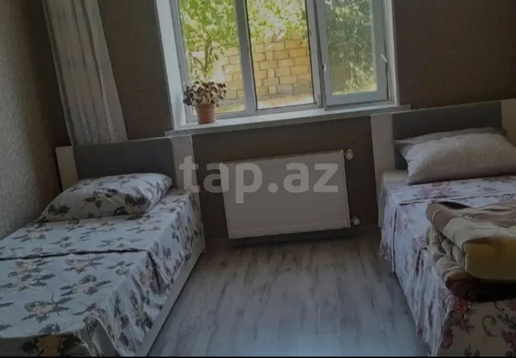 550 AZN - 3 otaqlı mənzil Kirayə (aylıq), Qəbələ