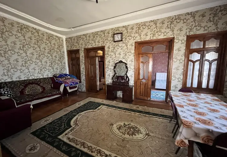 100 AZN - 5 otaqlı mənzil Kirayə (aylıq), Gəncə