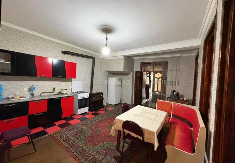 100 AZN - 5 otaqlı mənzil Kirayə (aylıq), Gəncə