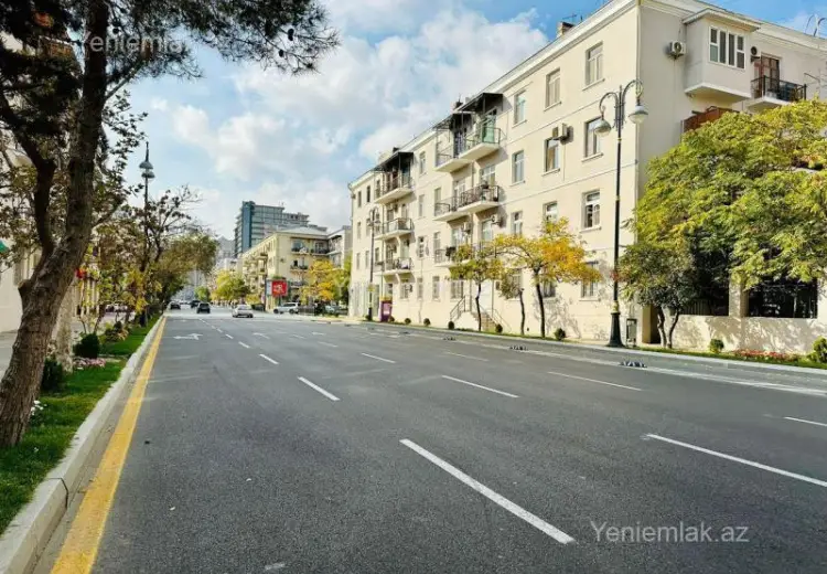 1 300 AZN - 40 m² Obyekt / Ofis Kirayə (aylıq), Xətai, Bakı