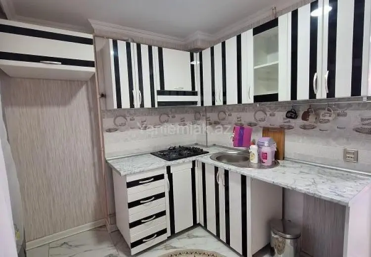 350 AZN - 2 otaqlı mənzil Kirayə (aylıq), 5-ci mikrorayon, Sumqayıt
