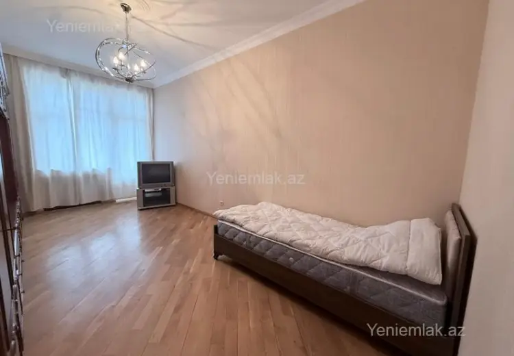 570 000 AZN - 5 otaqlı mənzil Satılır, Nərimanov, Bakı