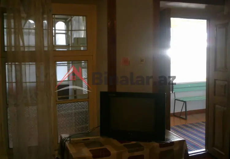 80 AZN - 3 otaqlı mənzil Kirayə (aylıq), Qəbələ