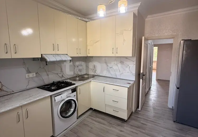 850 AZN - 3 otaqlı mənzil Kirayə (aylıq), Bakı