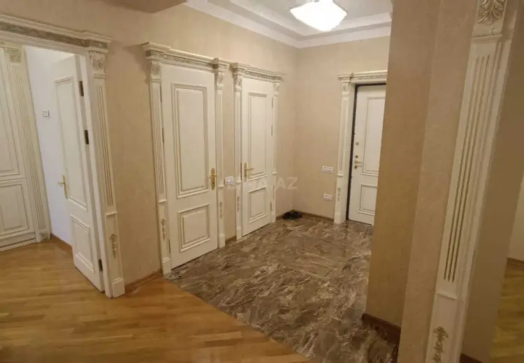 285 000 AZN - 3 otaqlı mənzil Satılır, Laçın