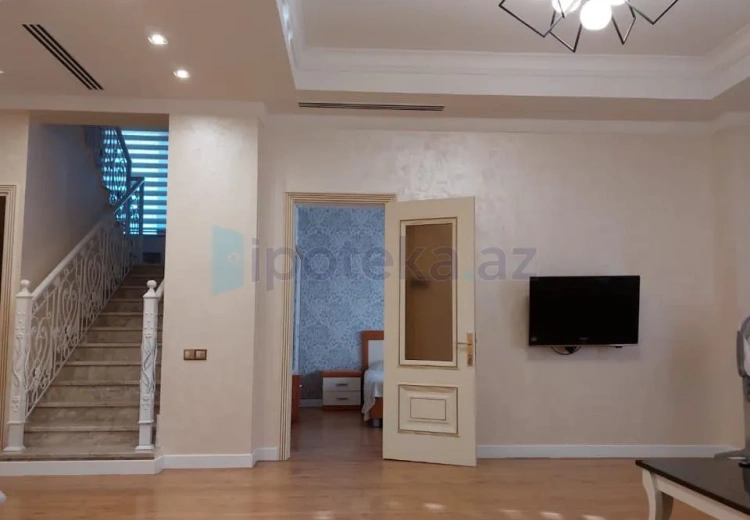 480 000 AZN - 8 otaqlı mənzil Satılır, Lənkəran