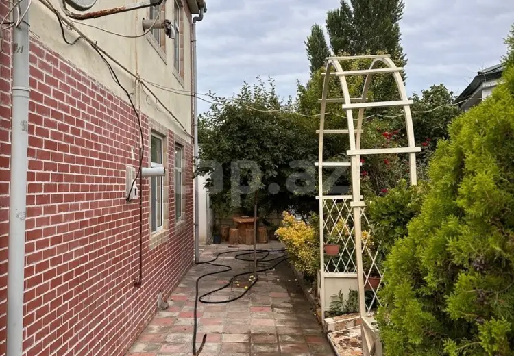 65 000 AZN - 5 otaqlı mənzil , Xudat