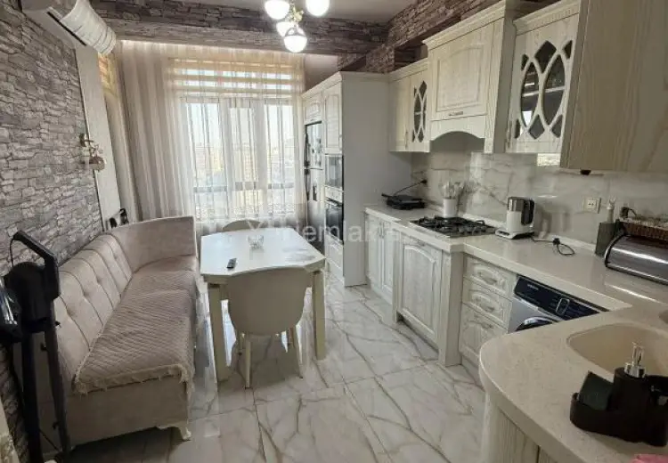 1 400 AZN - 3 otaqlı mənzil Kirayə (aylıq), Yasamal qəs., Yasamal, Bakı