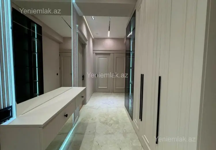 305 000 AZN - 3 otaqlı mənzil Satılır, Nizami, Bakı