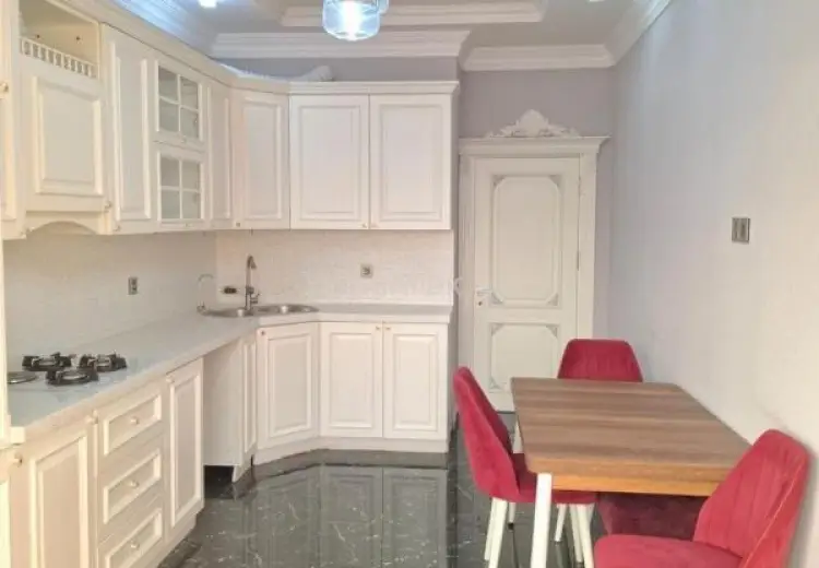 330 000 AZN - 3 otaqlı mənzil Satılır, 8-ci kilometr, Nizami, Bakı