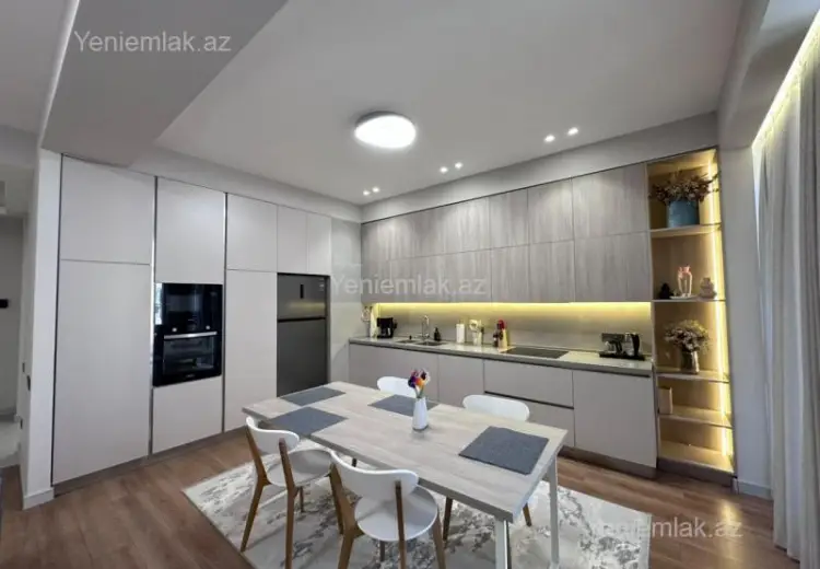 3 000 AZN - 3 otaqlı mənzil Kirayə (aylıq), Ağ şəhər, Xətai, Bakı
