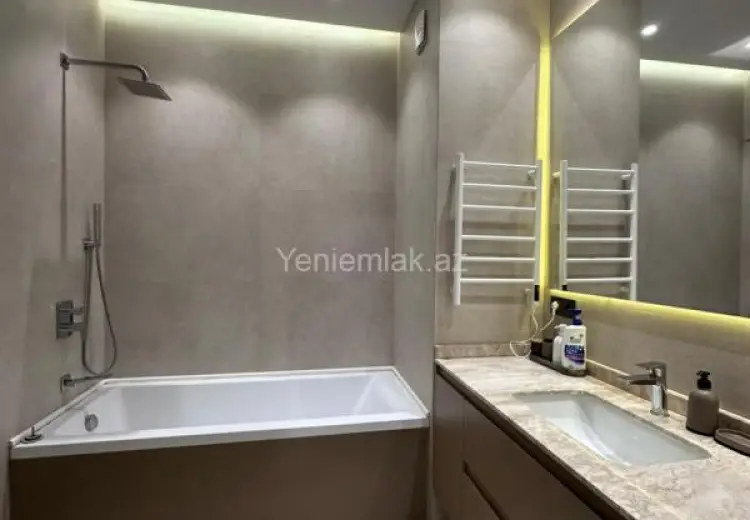 3 000 AZN - 3 otaqlı mənzil Kirayə (aylıq), Ağ şəhər, Xətai, Bakı
