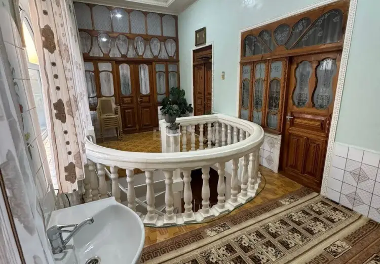 177 000 AZN - 7 otaqlı mənzil Satılır, Lənkəran