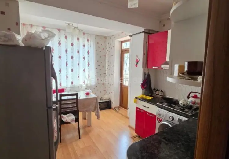 215 000 AZN - 3 otaqlı mənzil Satılır, Yasamal qəs., Yasamal, Bakı