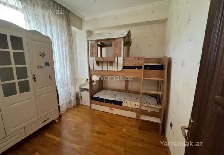 950 AZN - 3 otaqlı mənzil Kirayə (aylıq), Nizami, Bakı