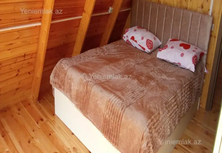 500 AZN - 4 otaqlı mənzil Kirayə (aylıq), Qəbələ