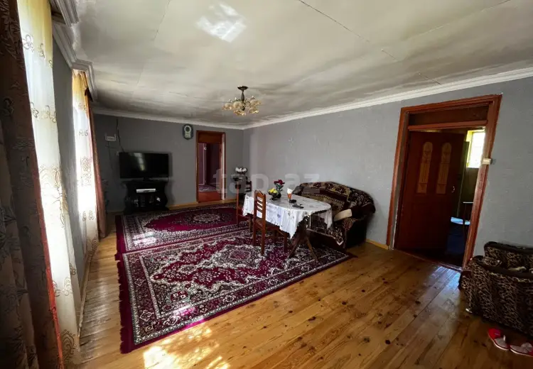 135 000 AZN - 5 otaqlı mənzil , Oğuz