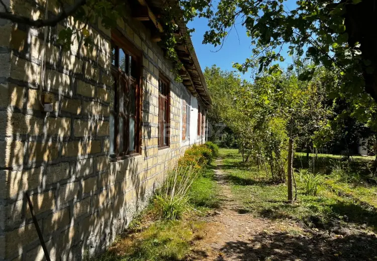 135 000 AZN - 5 otaqlı mənzil , Oğuz