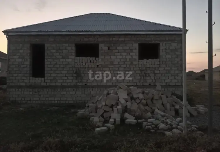 32 000 AZN - 4 otaqlı mənzil , Şabran
