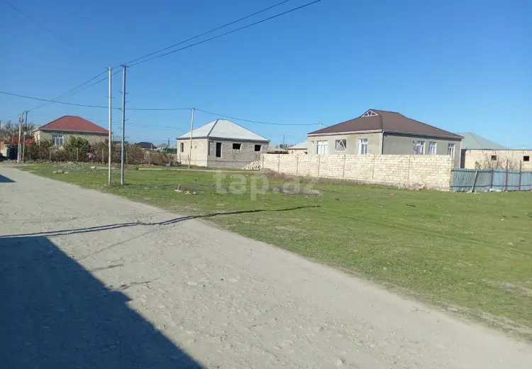 32 000 AZN - 4 otaqlı mənzil , Şabran
