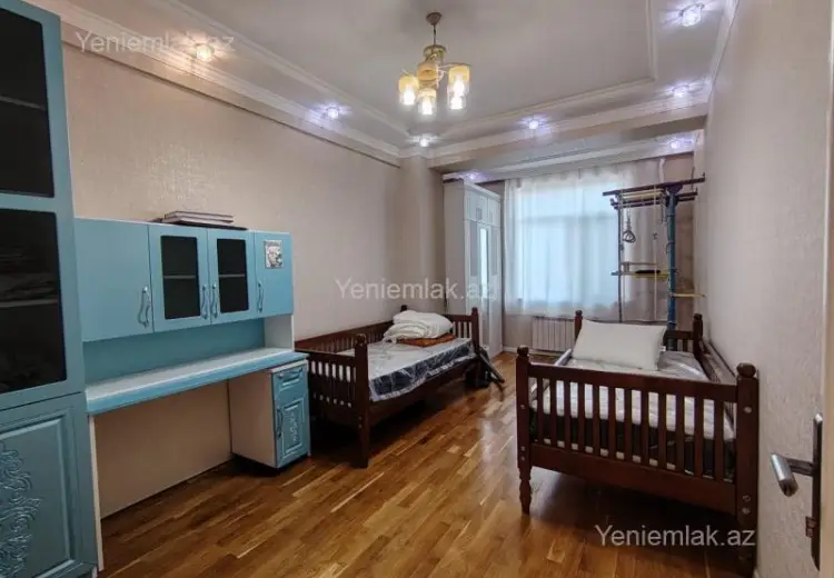 800 AZN - 3 otaqlı mənzil Kirayə (aylıq), 1-ci mikrorayon, Sumqayıt