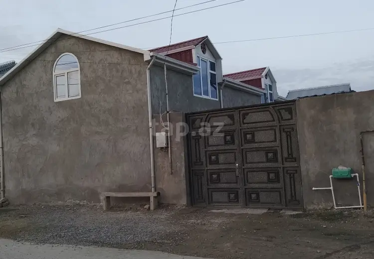 6 000 AZN - 4 otaqlı mənzil , Şirvan