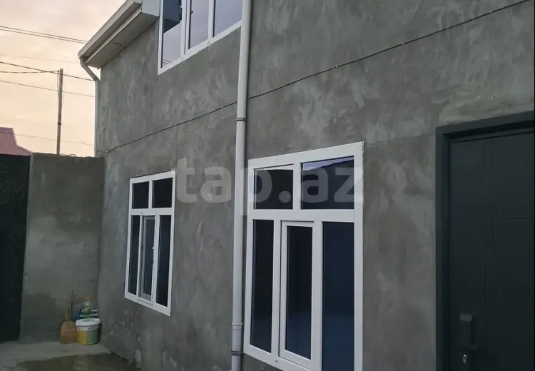 6 000 AZN - 4 otaqlı mənzil , Şirvan