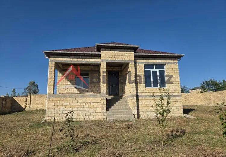 63 000 AZN - 4 otaqlı mənzil Satılır, Şamaxı