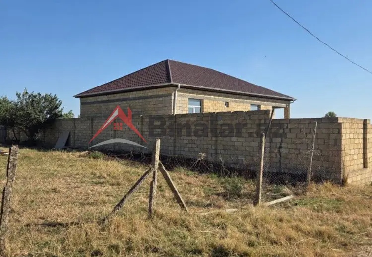 63 000 AZN - 4 otaqlı mənzil Satılır, Şamaxı