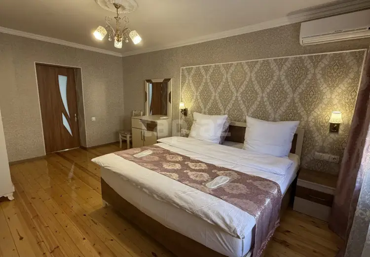 550 AZN - 3 otaqlı mənzil Kirayə (aylıq), Şəki