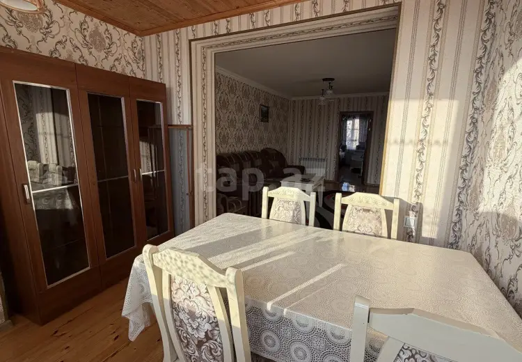 550 AZN - 3 otaqlı mənzil Kirayə (aylıq), Şəki