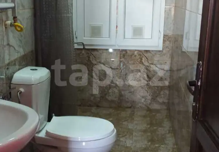 350 AZN - 3 otaqlı mənzil Kirayə (aylıq), Şəki