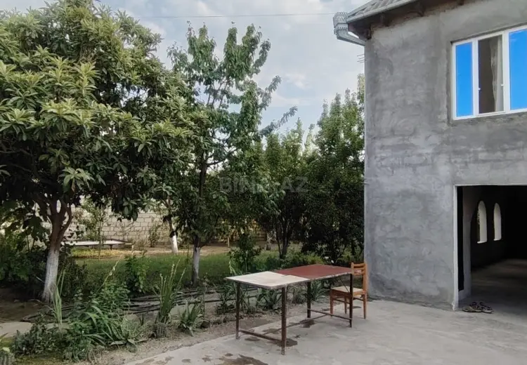 80 000 AZN - 4 otaqlı mənzil Satılır, Ağdaş
