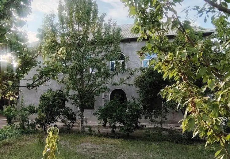 80 000 AZN - 4 otaqlı mənzil Satılır, Ağdaş