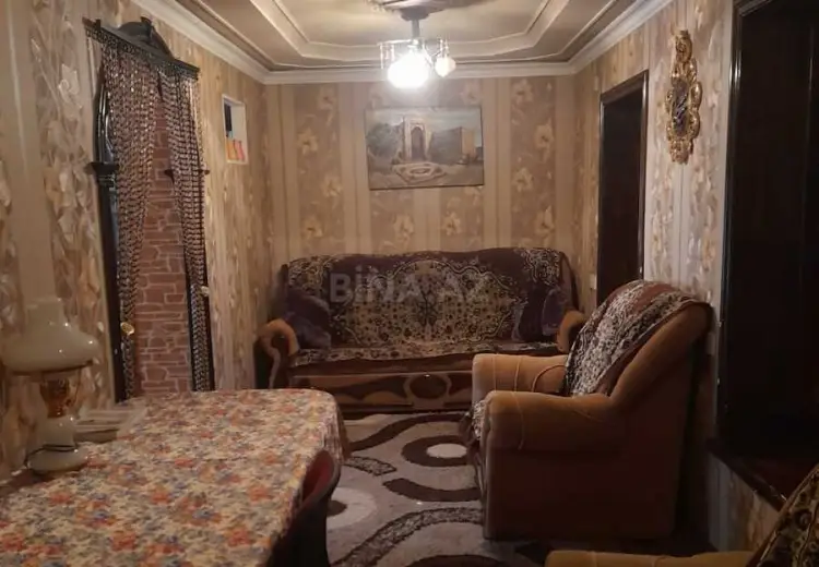 400 AZN - 3 otaqlı mənzil Kirayə (aylıq), Quba