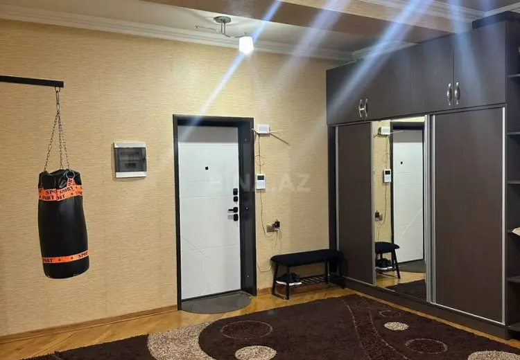 1 000 AZN - 3 otaqlı mənzil Kirayə (aylıq), Abşeron