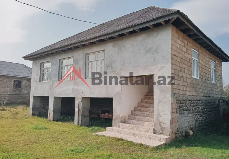 50 000 AZN - 3 otaqlı mənzil Satılır, Astara