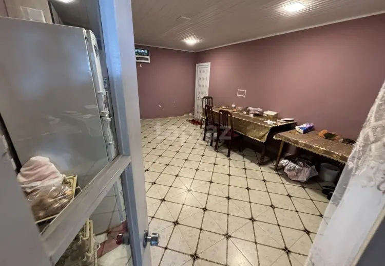 300 AZN - 7 otaqlı mənzil Kirayə (aylıq), Şəki