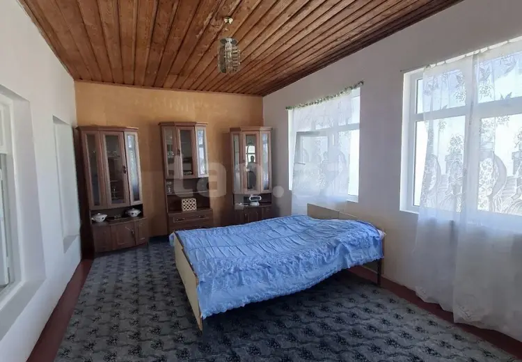 54 000 AZN - 5 otaqlı mənzil , Şəki