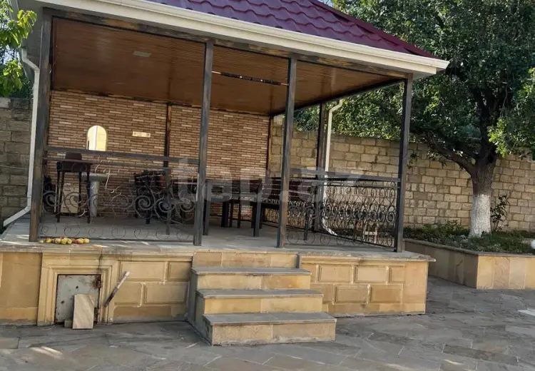 210 000 AZN - 6 otaqlı mənzil , Xızı
