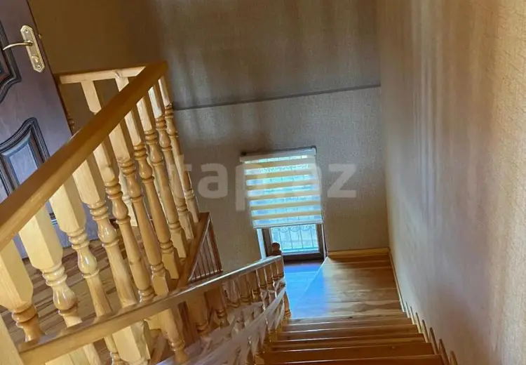 210 000 AZN - 6 otaqlı mənzil , Xızı