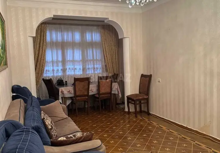 700 AZN - 3 otaqlı mənzil Kirayə (aylıq), Laçın