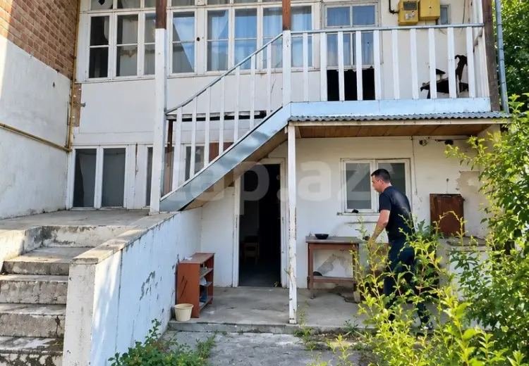 90 000 AZN - 6 otaqlı mənzil , Göygöl
