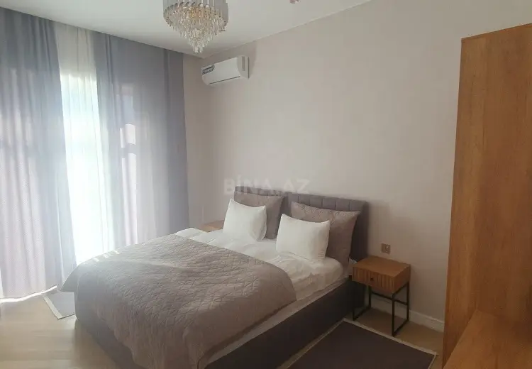 300 000 AZN - 4 otaqlı mənzil Satılır, Qəbələ