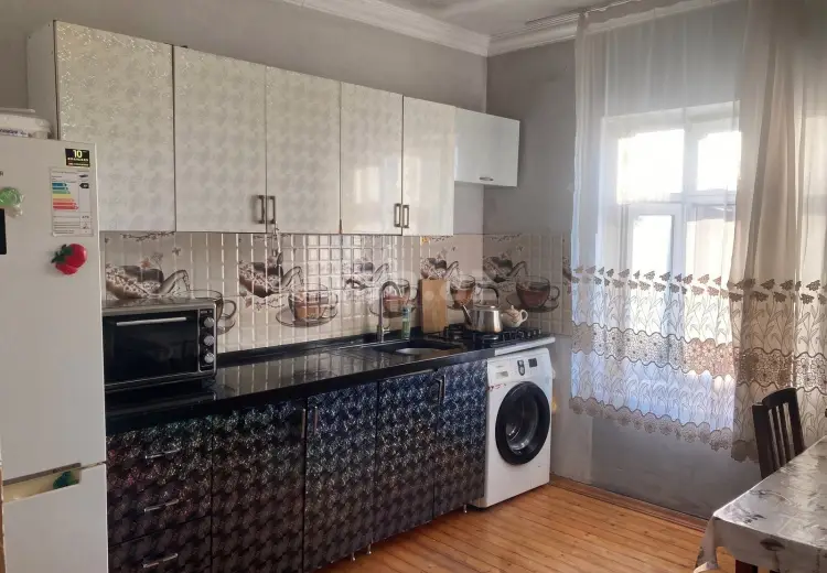 74 000 AZN - 5 otaqlı mənzil, Bakı