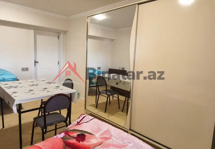 100 AZN - 4 otaqlı mənzil Kirayə (aylıq), Gəncə